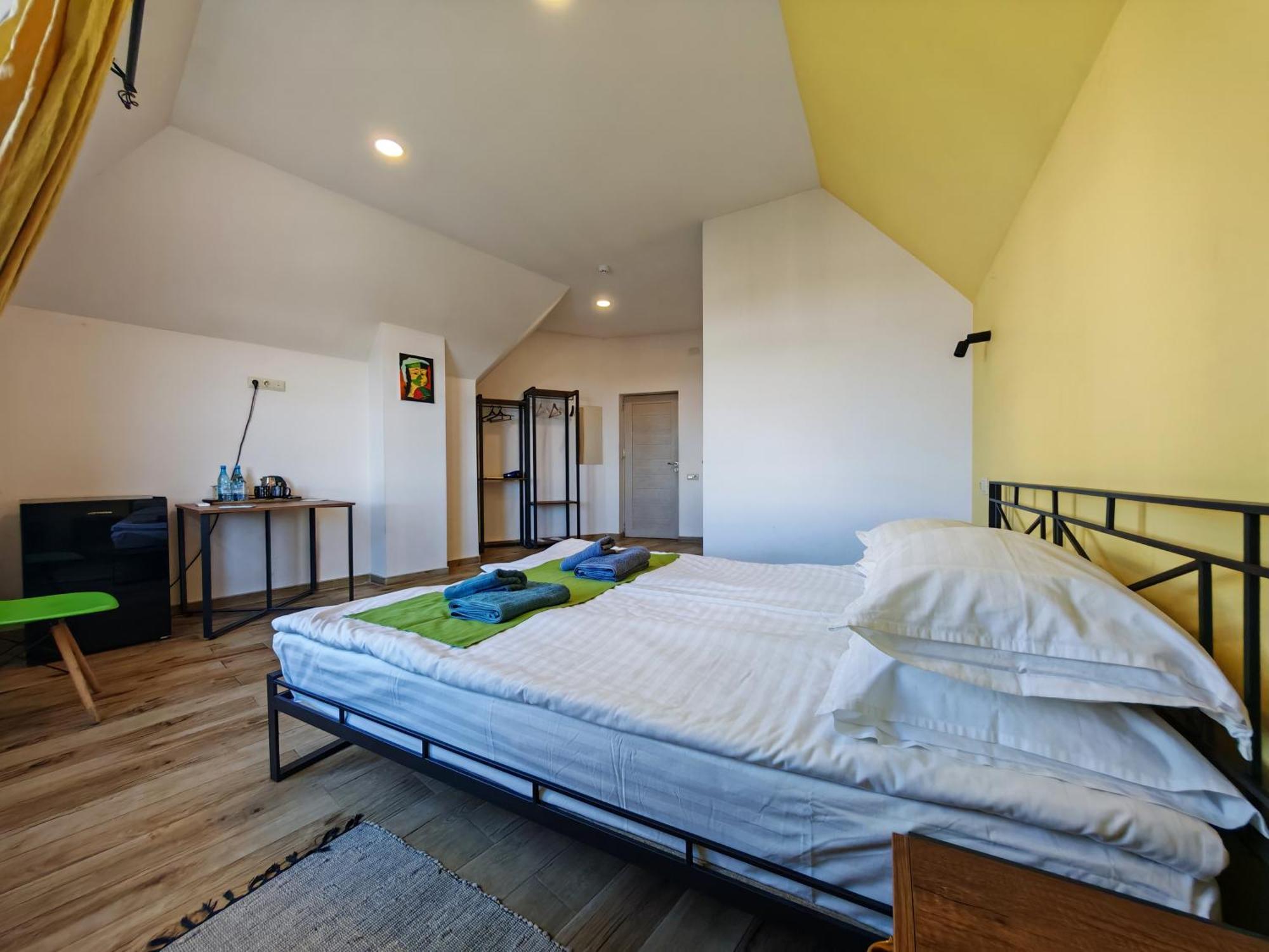 Blur Inn Gallery Γιερεβάν Εξωτερικό φωτογραφία