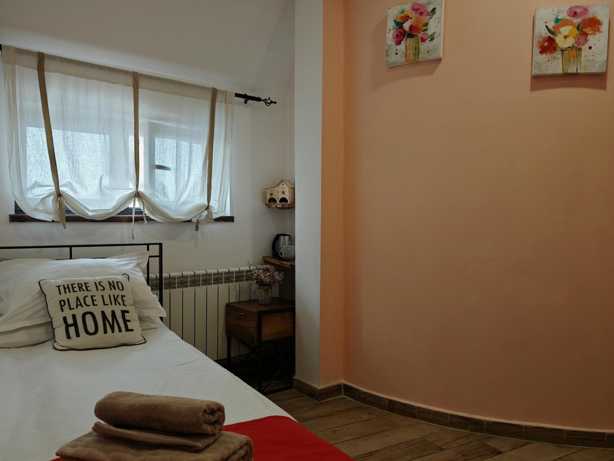 Blur Inn Gallery Γιερεβάν Εξωτερικό φωτογραφία