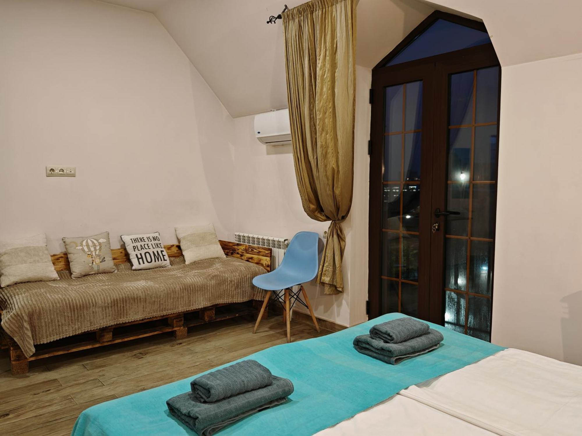 Blur Inn Gallery Γιερεβάν Εξωτερικό φωτογραφία