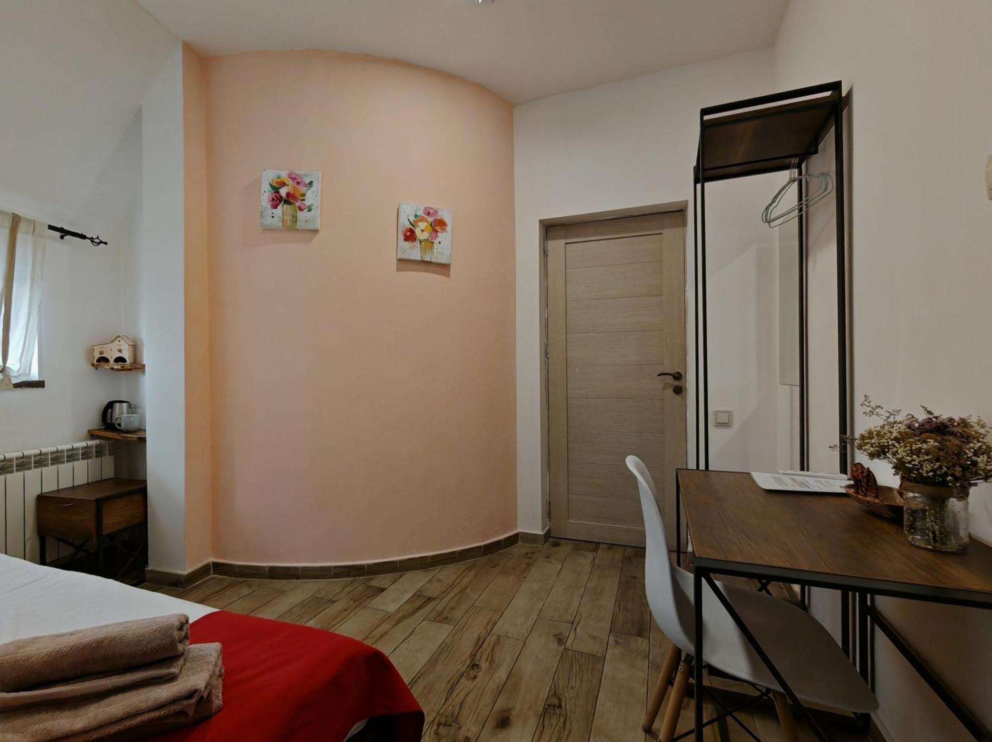 Blur Inn Gallery Γιερεβάν Εξωτερικό φωτογραφία