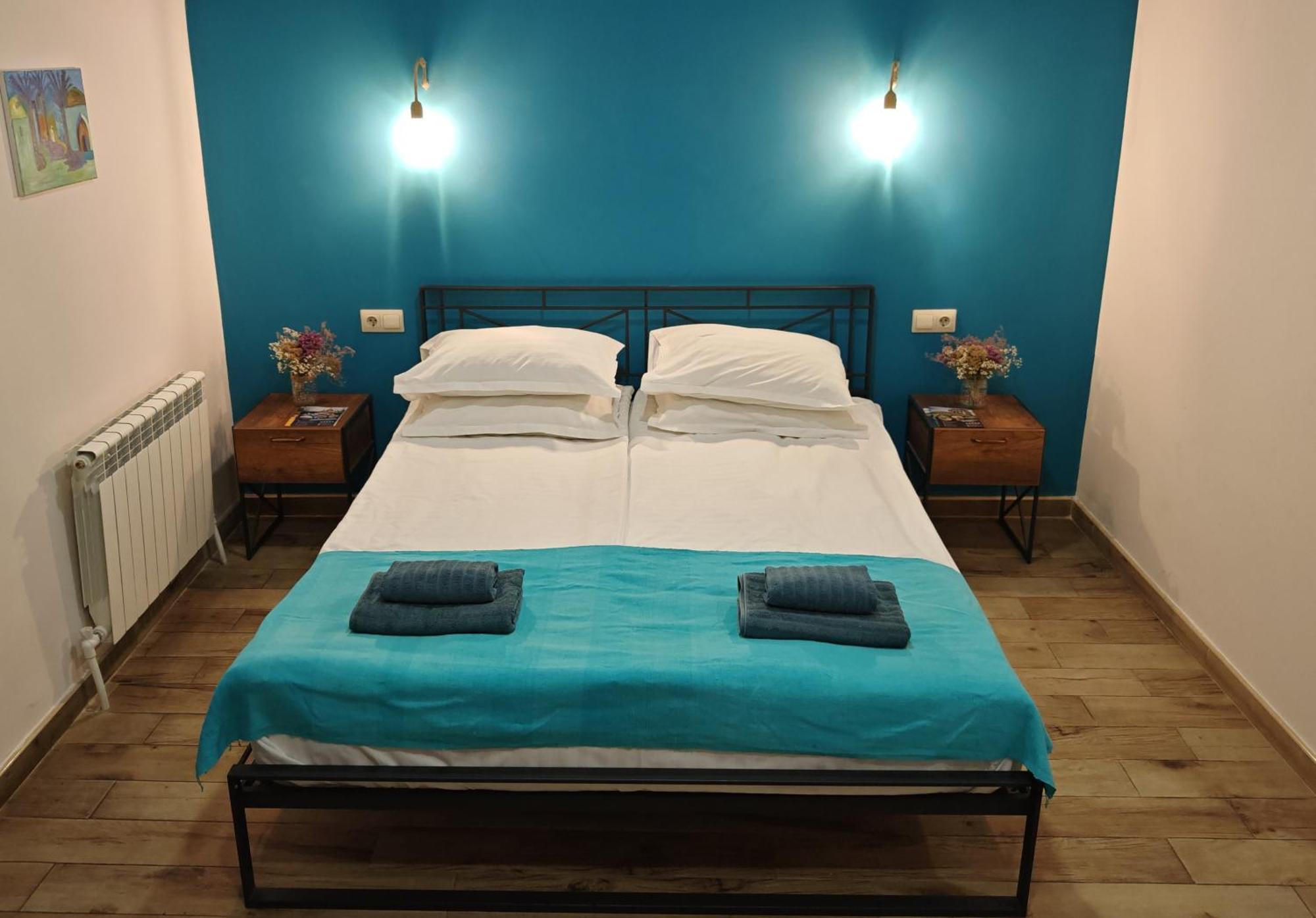 Blur Inn Gallery Γιερεβάν Εξωτερικό φωτογραφία