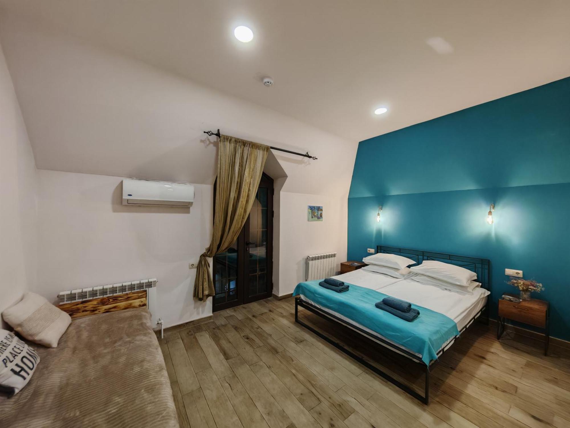 Blur Inn Gallery Γιερεβάν Εξωτερικό φωτογραφία